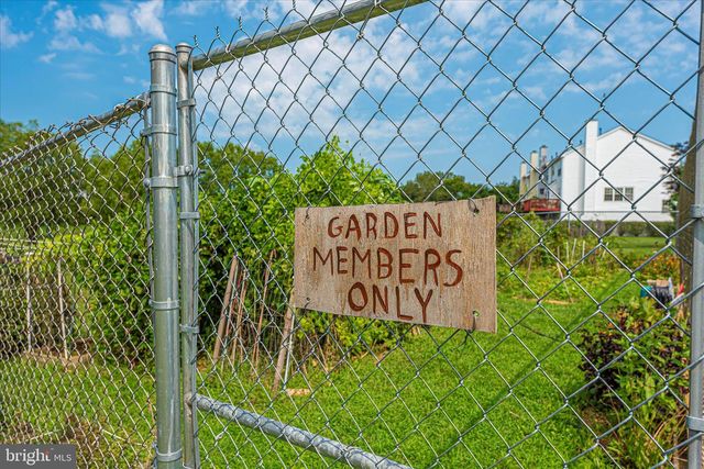 7130 OBERLIN CIR, Frederick, MD 21703