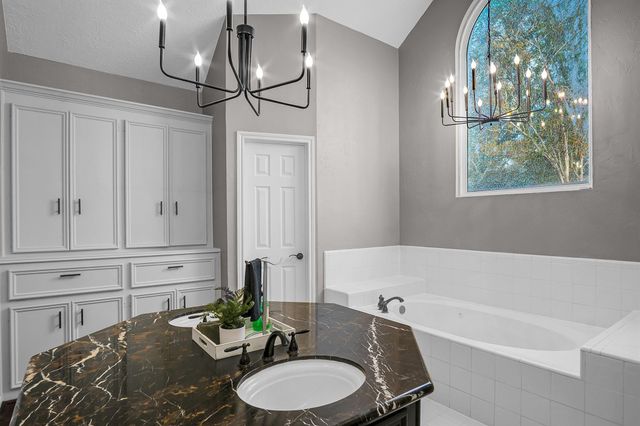 1706 N Hearthside Drive, Richmond, TX 77406