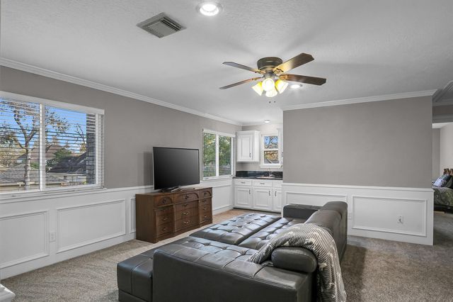 1706 N Hearthside Drive, Richmond, TX 77406