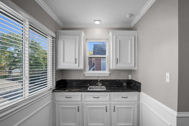 1706 N Hearthside Drive, Richmond, TX 77406