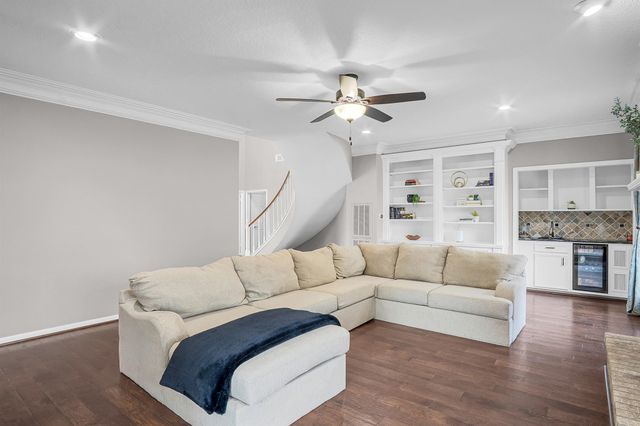 1706 N Hearthside Drive, Richmond, TX 77406