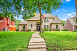 1706 N Hearthside Drive, Richmond, TX 77406