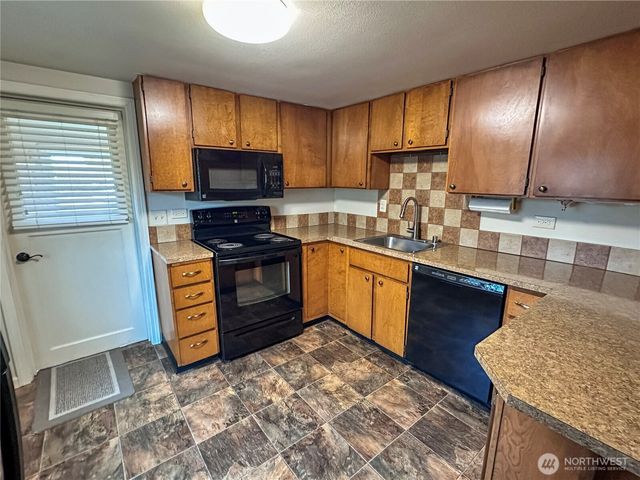 1215 W Plum Street, Centralia, WA 98531