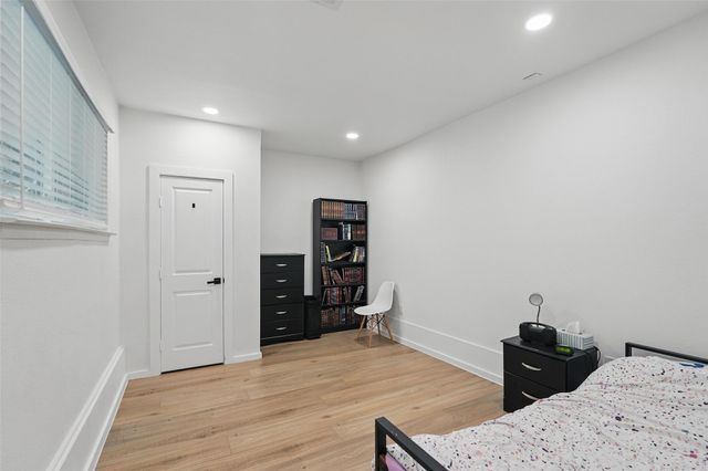6716 Mccallum Boulevard, Dallas, TX 75252