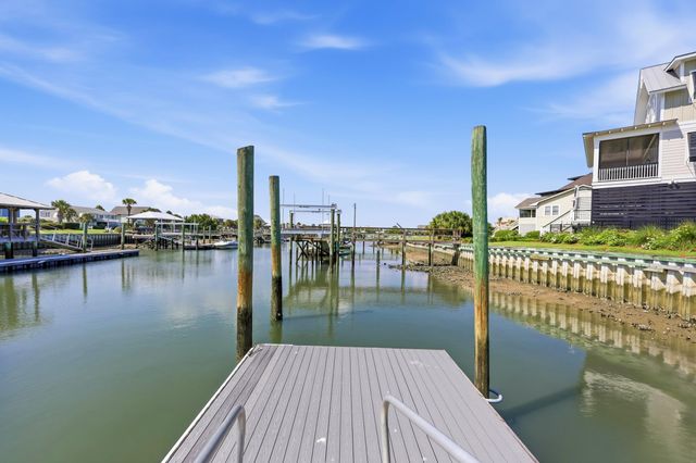 2254 S Waccamaw Dr., Garden City Beach, SC 29576