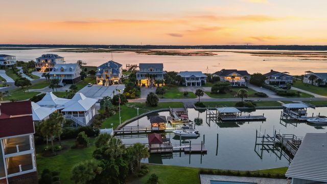 2254 S Waccamaw Dr., Garden City Beach, SC 29576