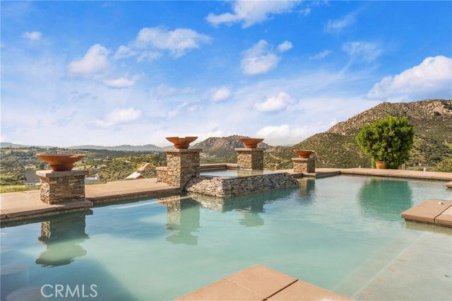 38125 Overhill Road, Temecula, CA 92592