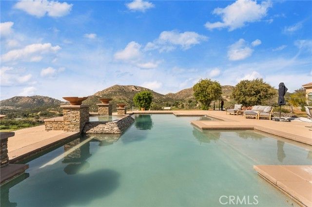 38125 Overhill Road, Temecula, CA 92592