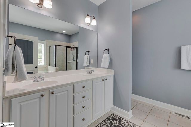 15 Valcourt Circle, Simpsonville, SC 29680