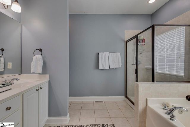 15 Valcourt Circle, Simpsonville, SC 29680
