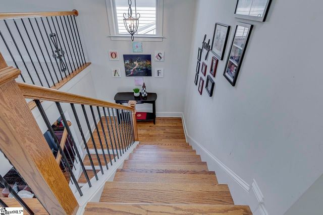 15 Valcourt Circle, Simpsonville, SC 29680