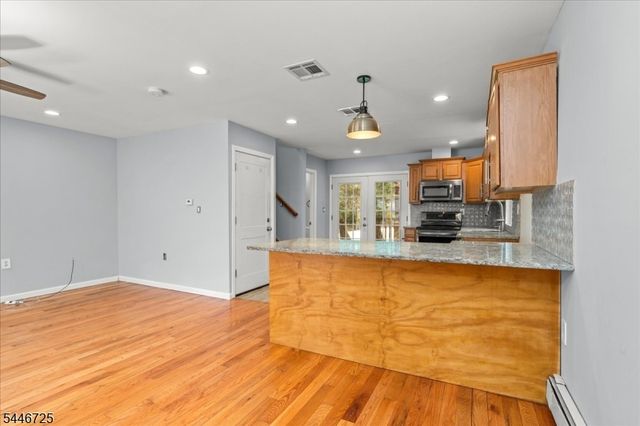139 Harris Ave, Hopatcong Boro, NJ 07874