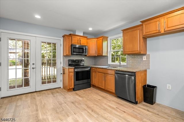 139 Harris Ave, Hopatcong Boro, NJ 07874
