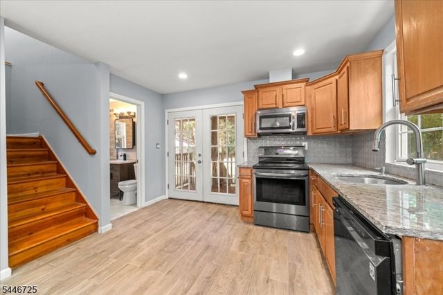 139 Harris Ave, Hopatcong Boro, NJ 07874