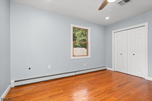 139 Harris Ave, Hopatcong Boro, NJ 07874