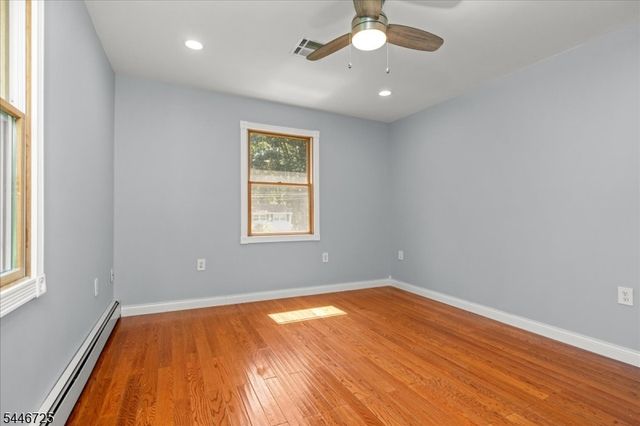 139 Harris Ave, Hopatcong Boro, NJ 07874