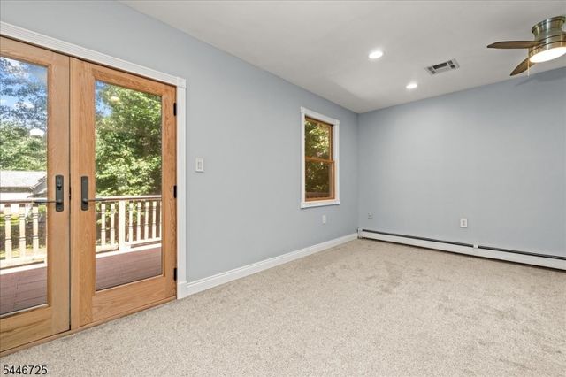 139 Harris Ave, Hopatcong Boro, NJ 07874