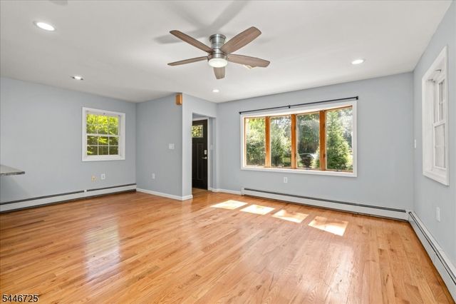 139 Harris Ave, Hopatcong Boro, NJ 07874