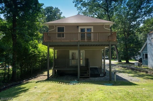 139 Harris Ave, Hopatcong Boro, NJ 07874