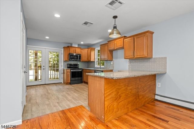 139 Harris Ave, Hopatcong Boro, NJ 07874