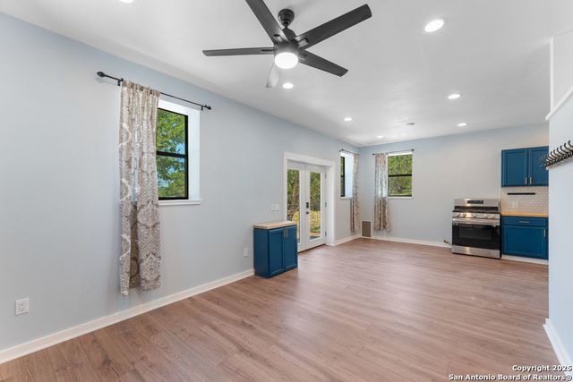 93 Billings, Boerne, TX 78006