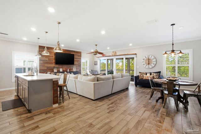 6608 Carlinga Dr, Perdido Key, FL 32507