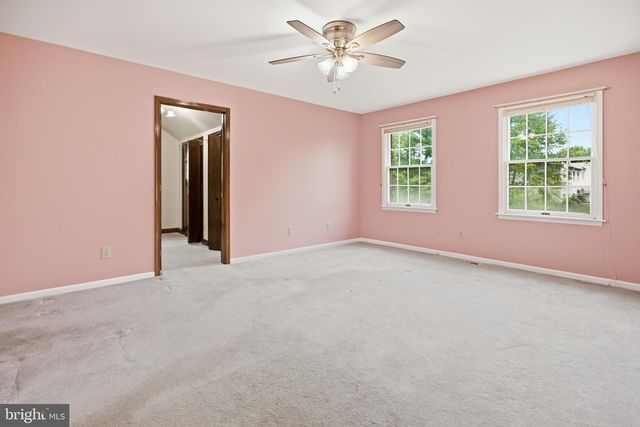 110 ASPEN DR, Newark, DE 19702