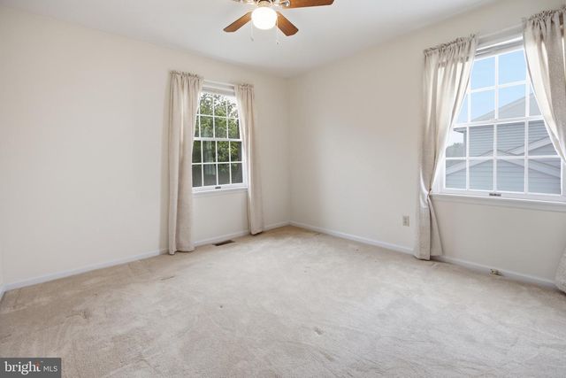 110 ASPEN DR, Newark, DE 19702