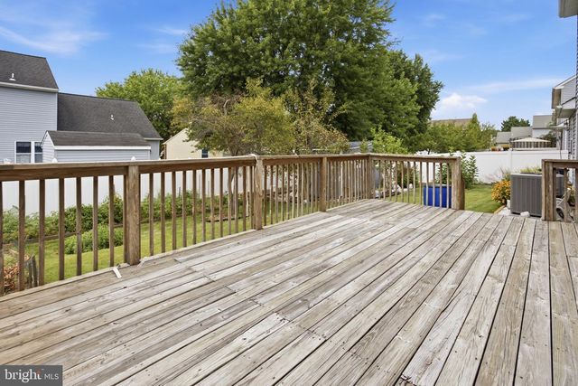 110 ASPEN DR, Newark, DE 19702