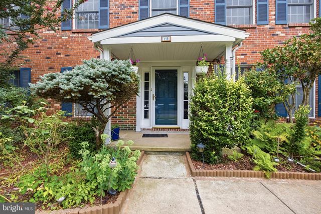 110 ASPEN DR, Newark, DE 19702