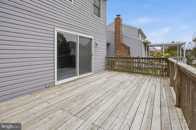 110 ASPEN DR, Newark, DE 19702