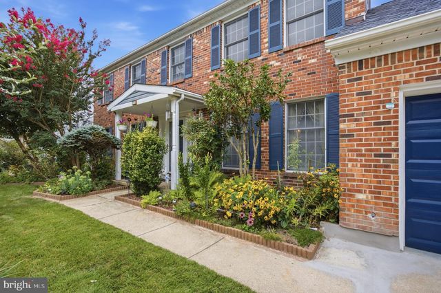 110 ASPEN DR, Newark, DE 19702