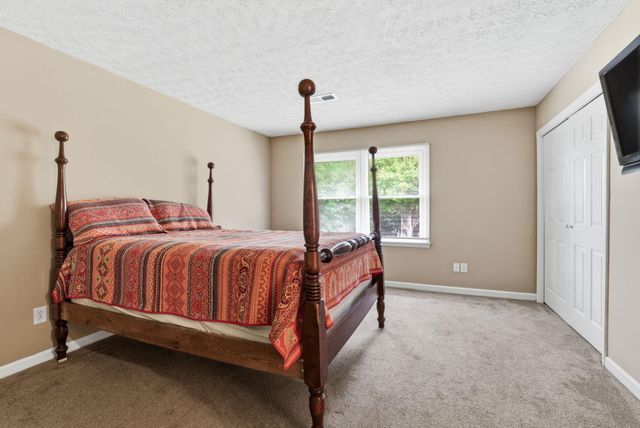 308 Squires Road, Lexington, KY 40515