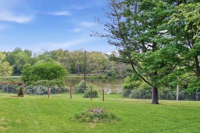 308 Squires Road, Lexington, KY 40515