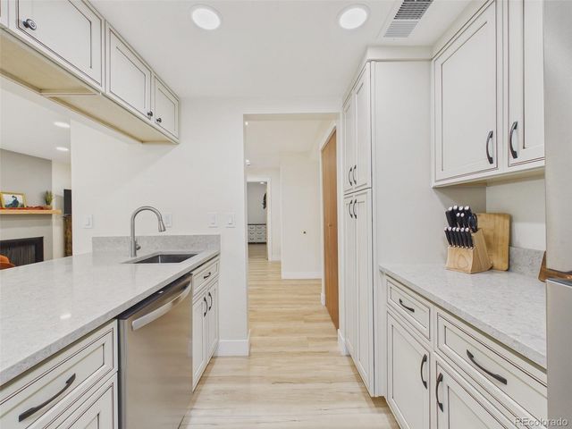 12514 E Cornell Avenue 203, Aurora, CO 80014