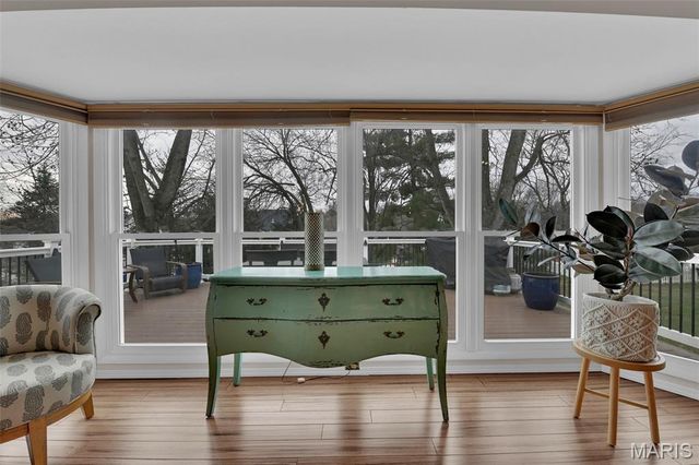 1210 Du Motier Drive, Ballwin, MO 63011