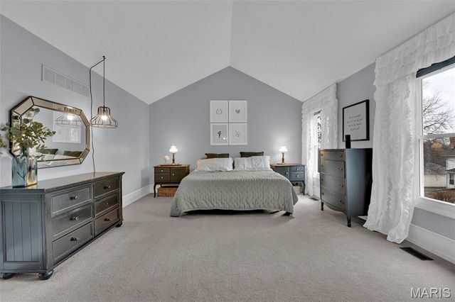 1210 Du Motier Drive, Ballwin, MO 63011