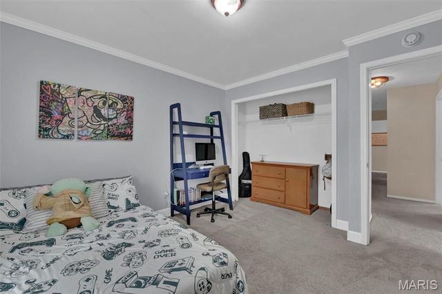 1210 Du Motier Drive, Ballwin, MO 63011