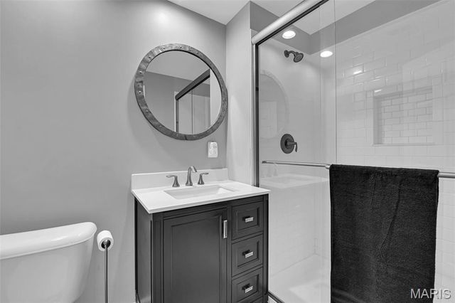 1210 Du Motier Drive, Ballwin, MO 63011