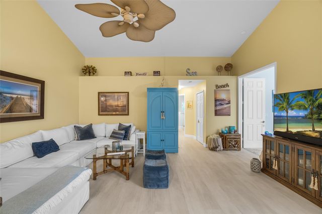 223 River Walk 12, Hutchinson Island, FL 34949