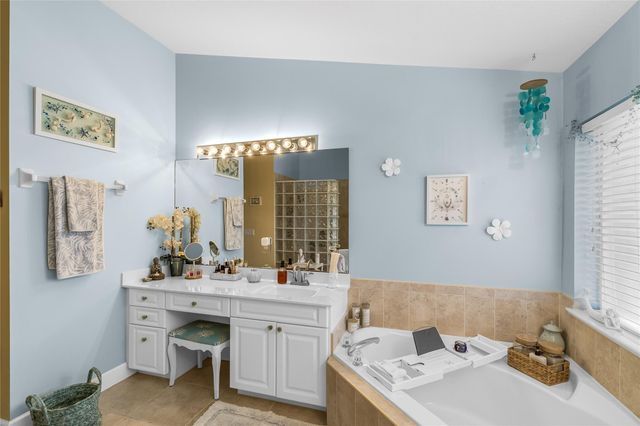 223 River Walk 12, Hutchinson Island, FL 34949