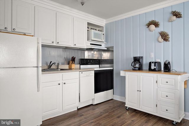 6 & 8 43RD ST, Ocean City, MD 21842