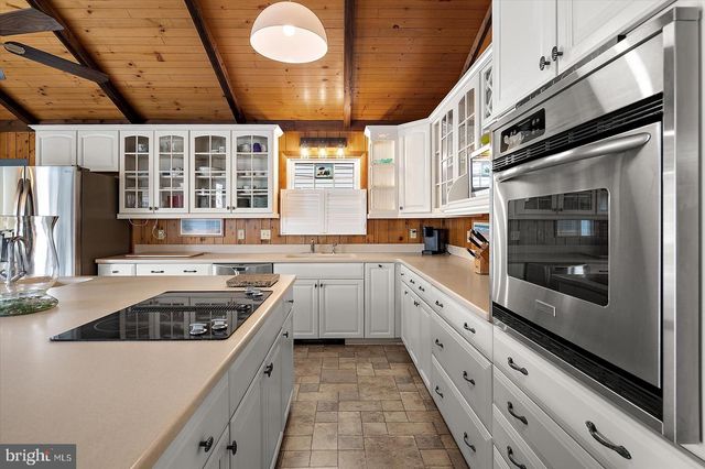 6 & 8 43RD ST, Ocean City, MD 21842