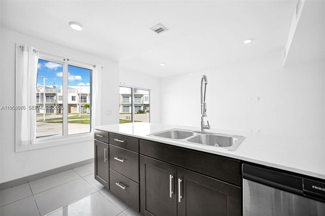 25874 SW 139th Ct, Homestead, FL 33032