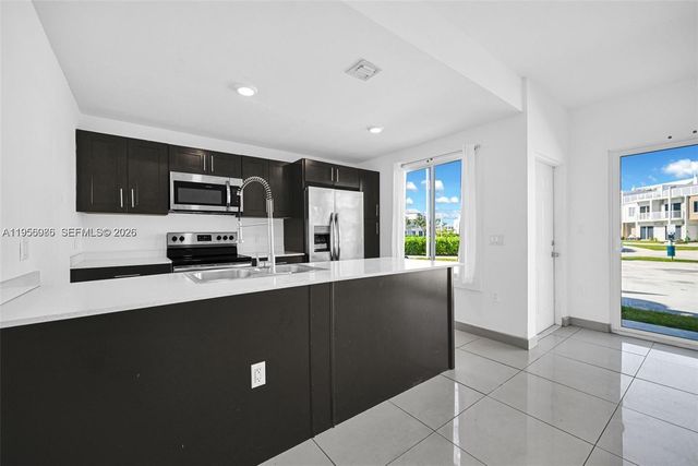 25874 SW 139th Ct, Homestead, FL 33032