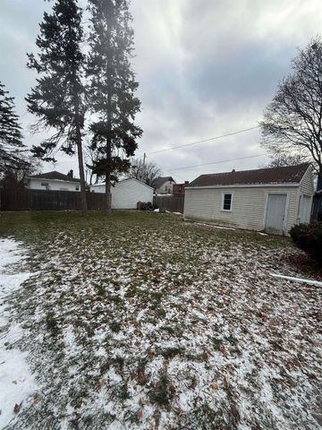 144 Lockwood Street, Saginaw, MI 48602