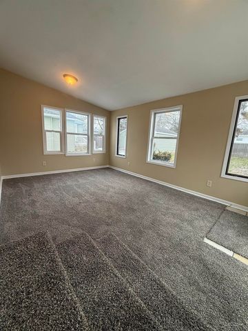 144 Lockwood Street, Saginaw, MI 48602