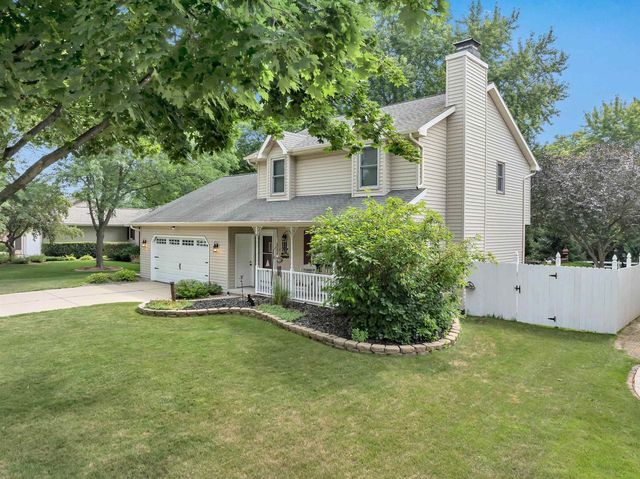 804 SPOONER COURT, De Pere, WI 54115