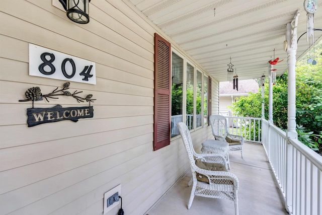 804 SPOONER COURT, De Pere, WI 54115