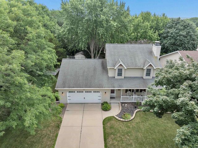 804 SPOONER COURT, De Pere, WI 54115